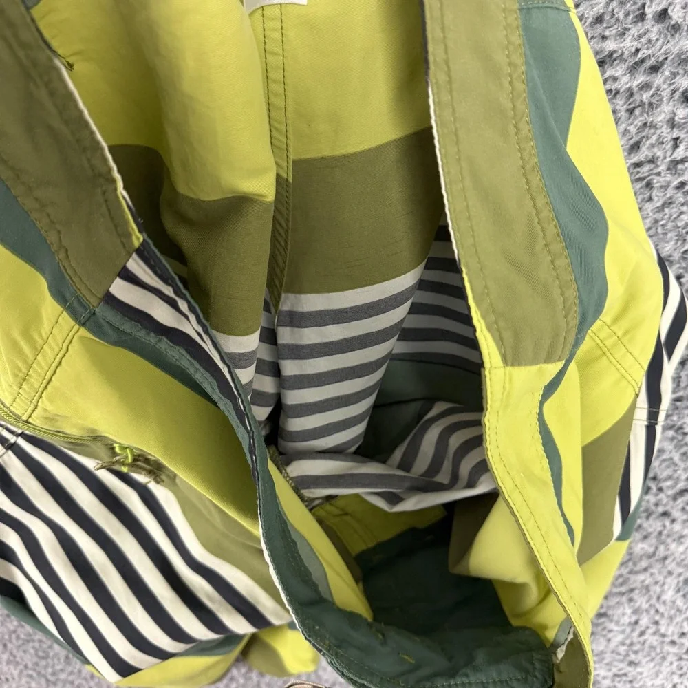 Patagonia Board Shorts Mens 36 Green Stripe Surf Swim Drawstring Zip Pocket